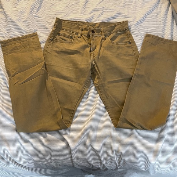 Levi’s pants - Picture 2 of 3